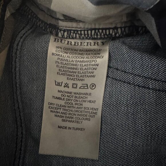 BURBERRY Women’s Classic Bootcut Jeans – Dark Blue – Size 25-26 - Picture 5 of 8